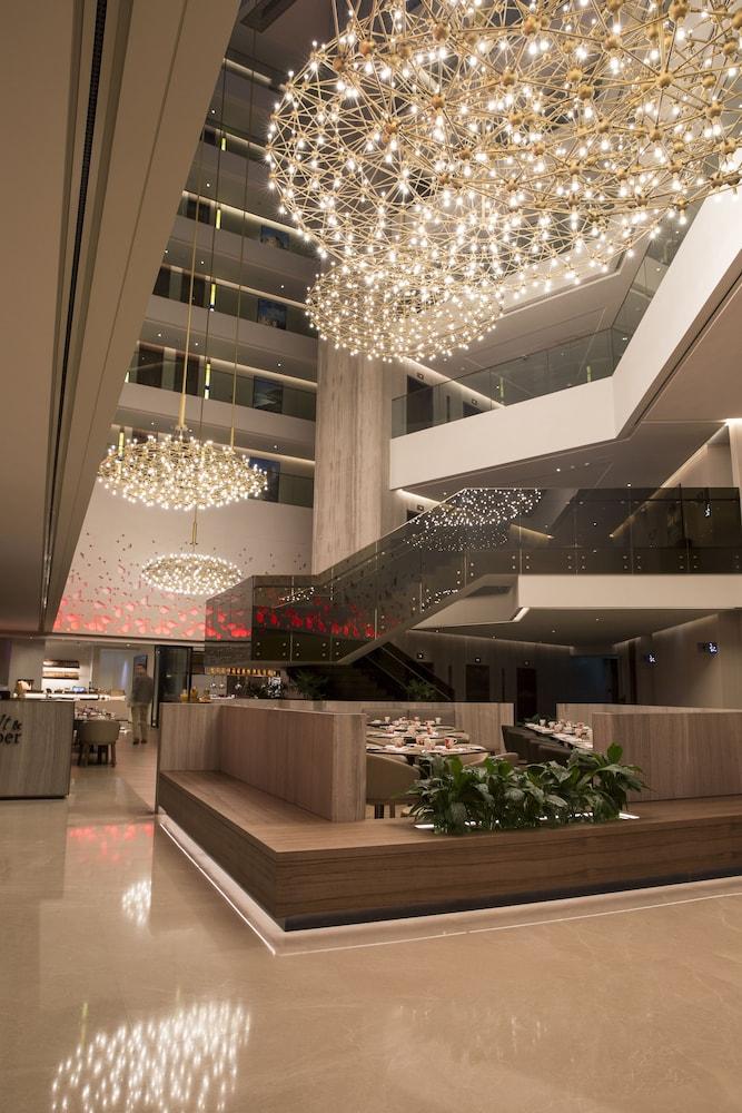 Mysk Al Mouj Hotel
